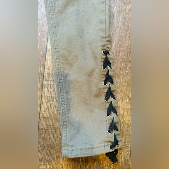 True Craft Women’s Jeans Size 3 - Picture 2 of 4